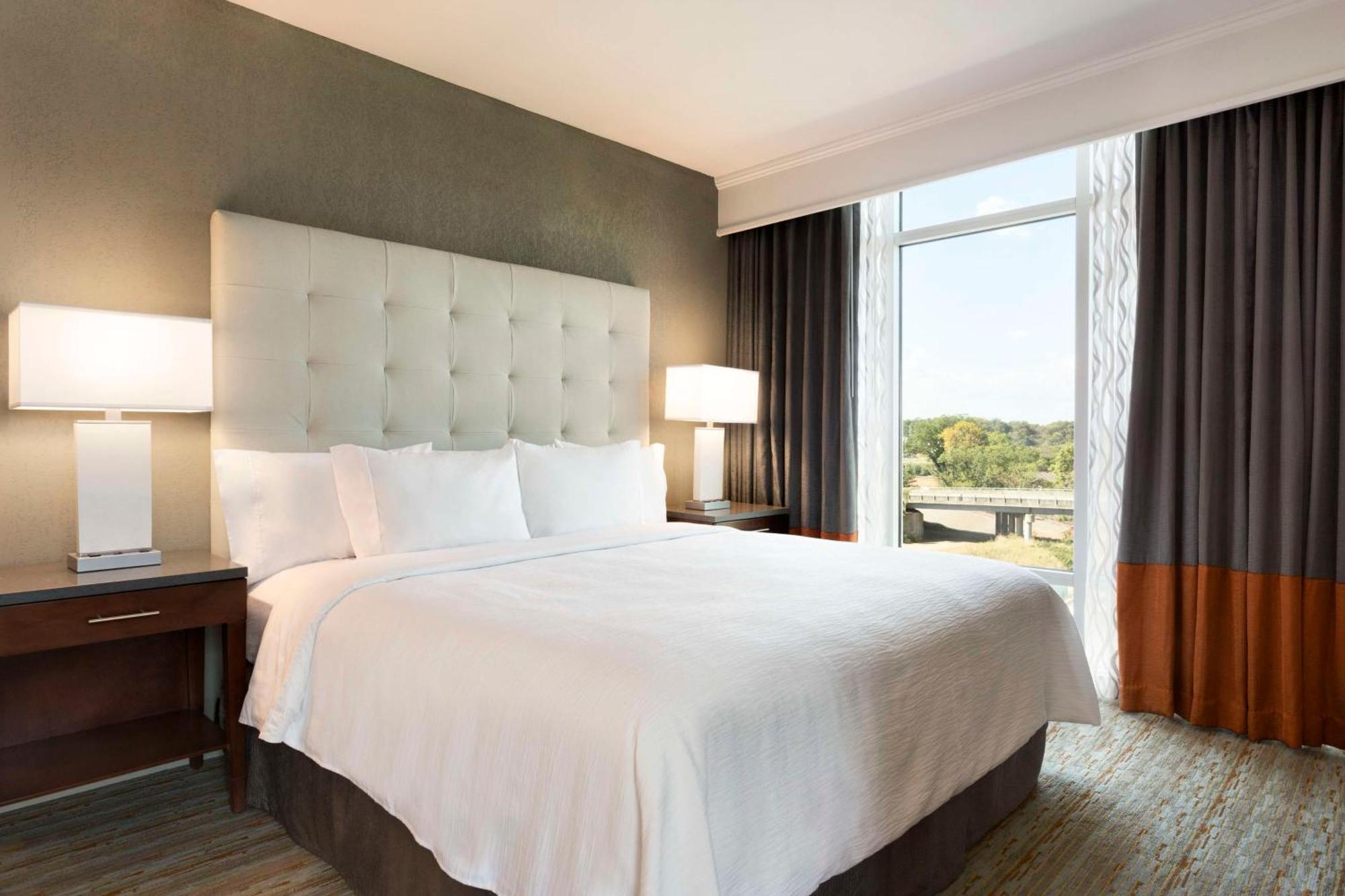 Embassy Suites By Hilton Greenville Downtown Riverplace Dış mekan fotoğraf