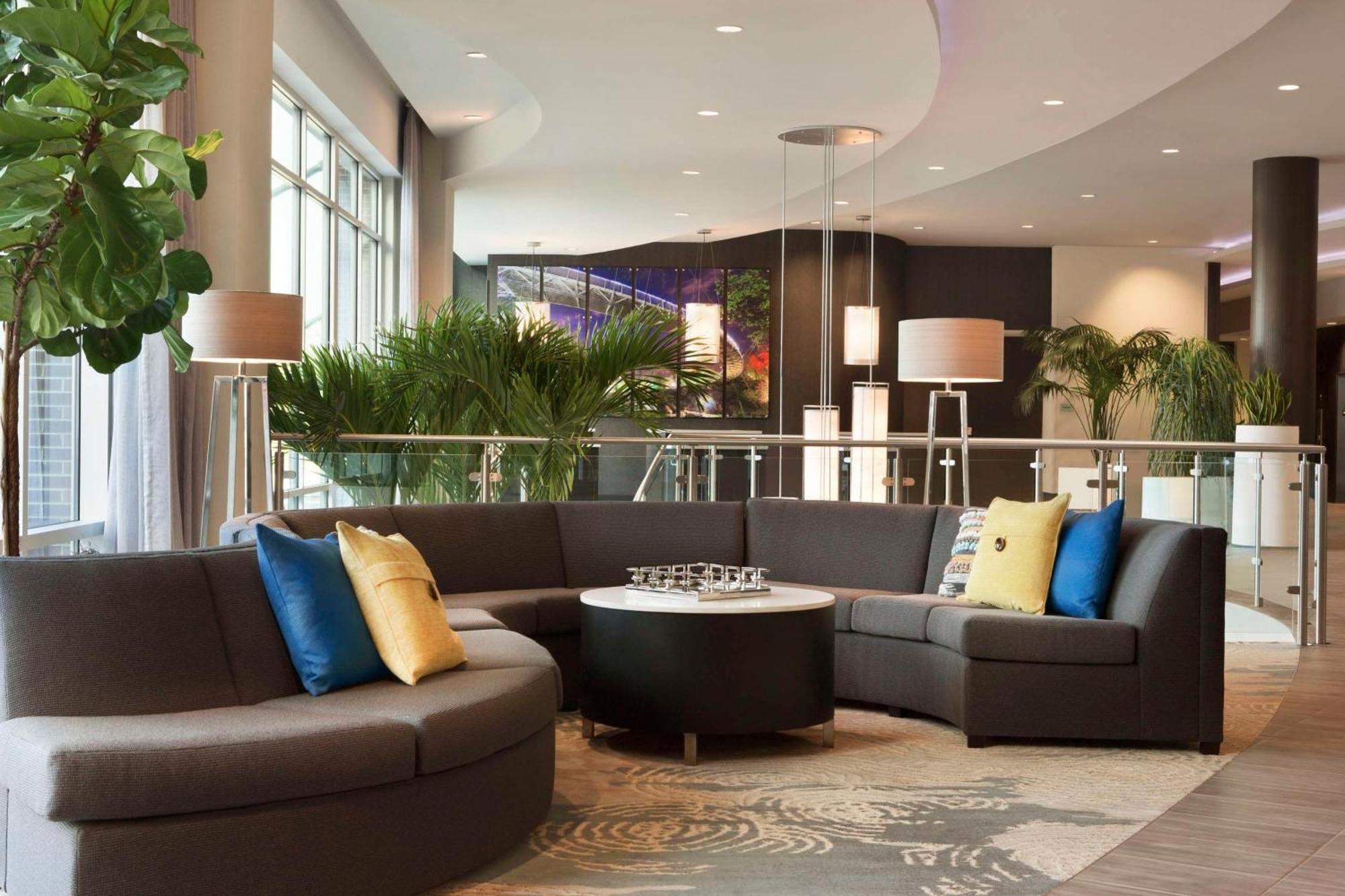 Embassy Suites By Hilton Greenville Downtown Riverplace Dış mekan fotoğraf