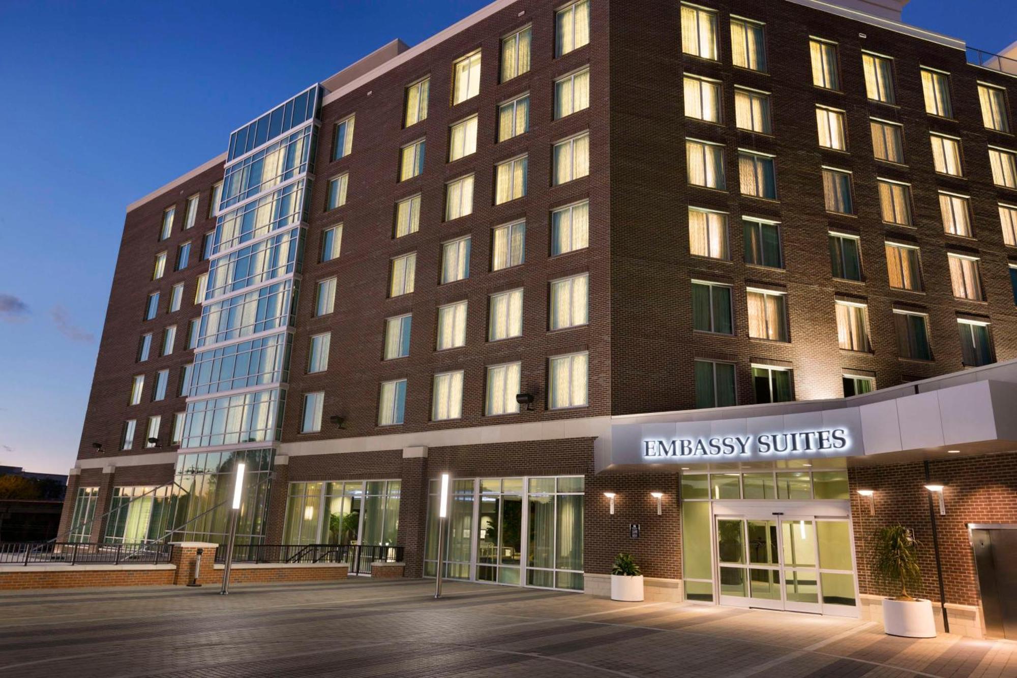 Embassy Suites By Hilton Greenville Downtown Riverplace Dış mekan fotoğraf