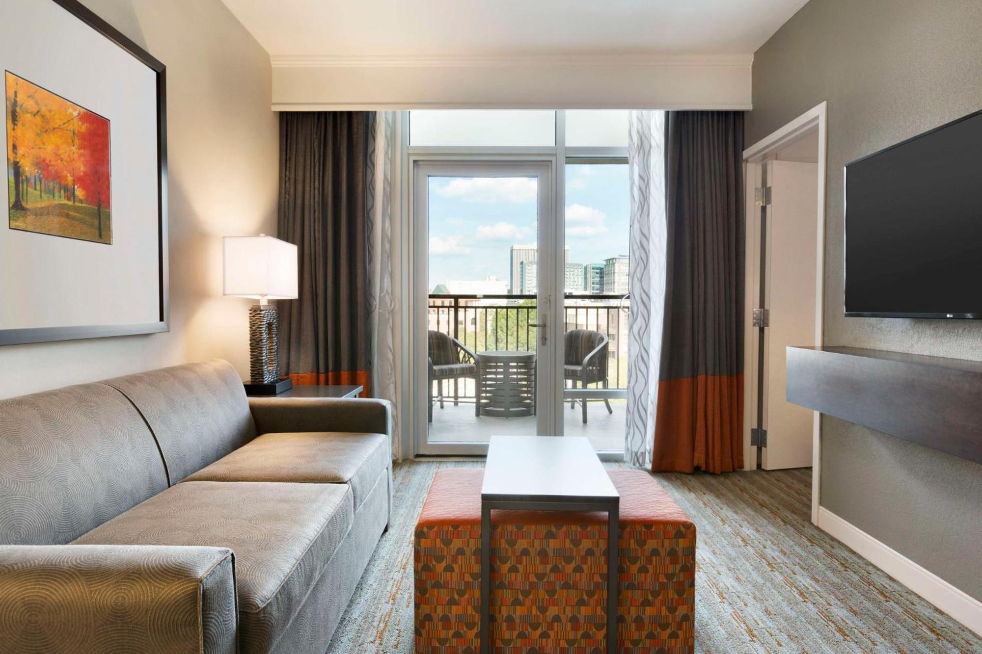 Embassy Suites By Hilton Greenville Downtown Riverplace Dış mekan fotoğraf