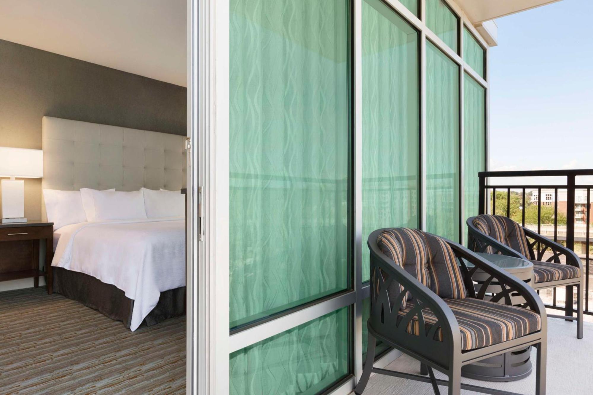 Embassy Suites By Hilton Greenville Downtown Riverplace Dış mekan fotoğraf